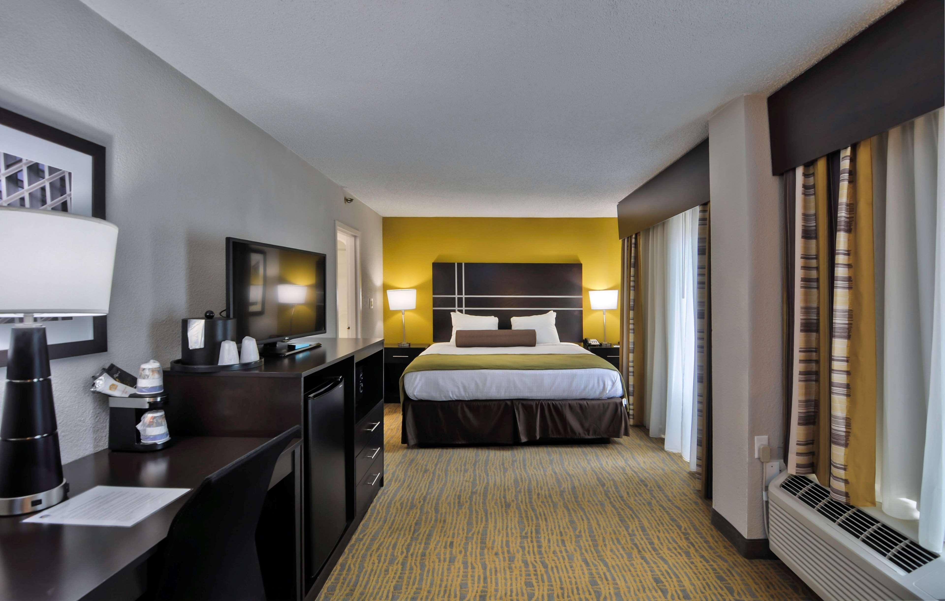 Best Western Plus Hanes Mall Winston-Salem Ngoại thất bức ảnh