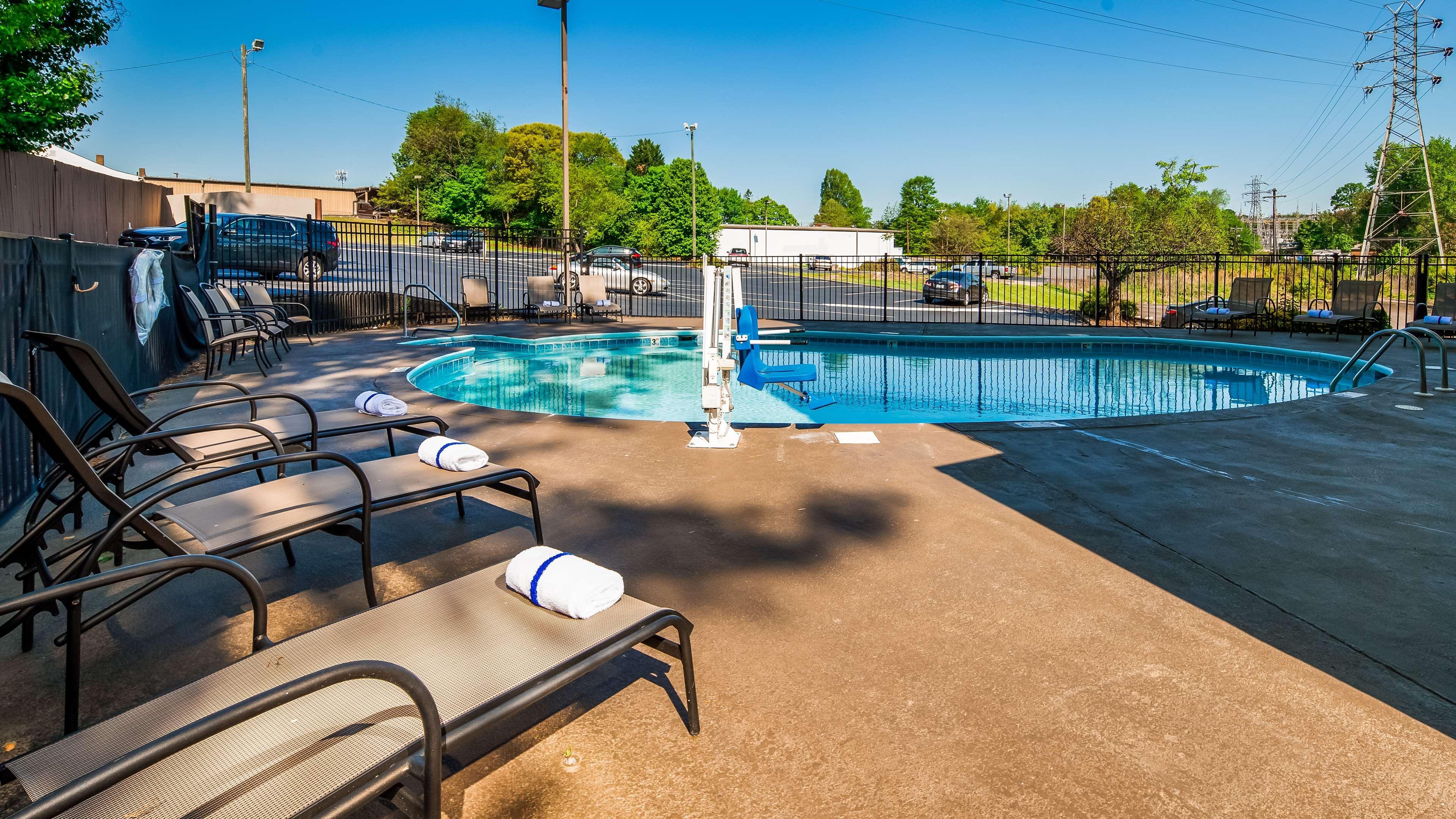 Best Western Plus Hanes Mall Winston-Salem Ngoại thất bức ảnh